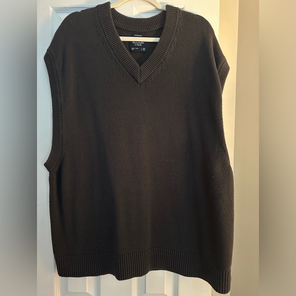 Abercrombie Black Sweater Vest